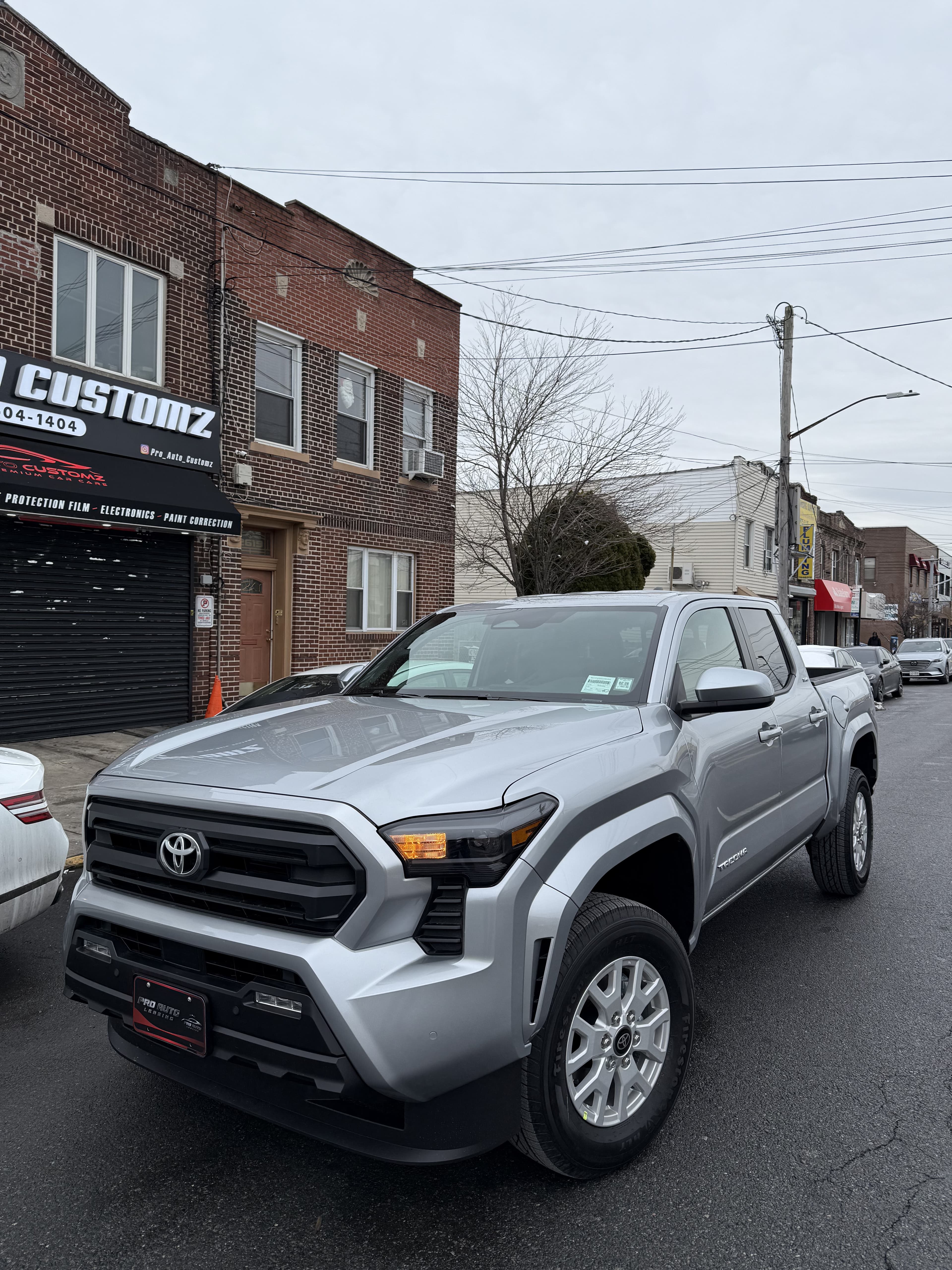 Toyota Tacoma TRD Pro - View 1