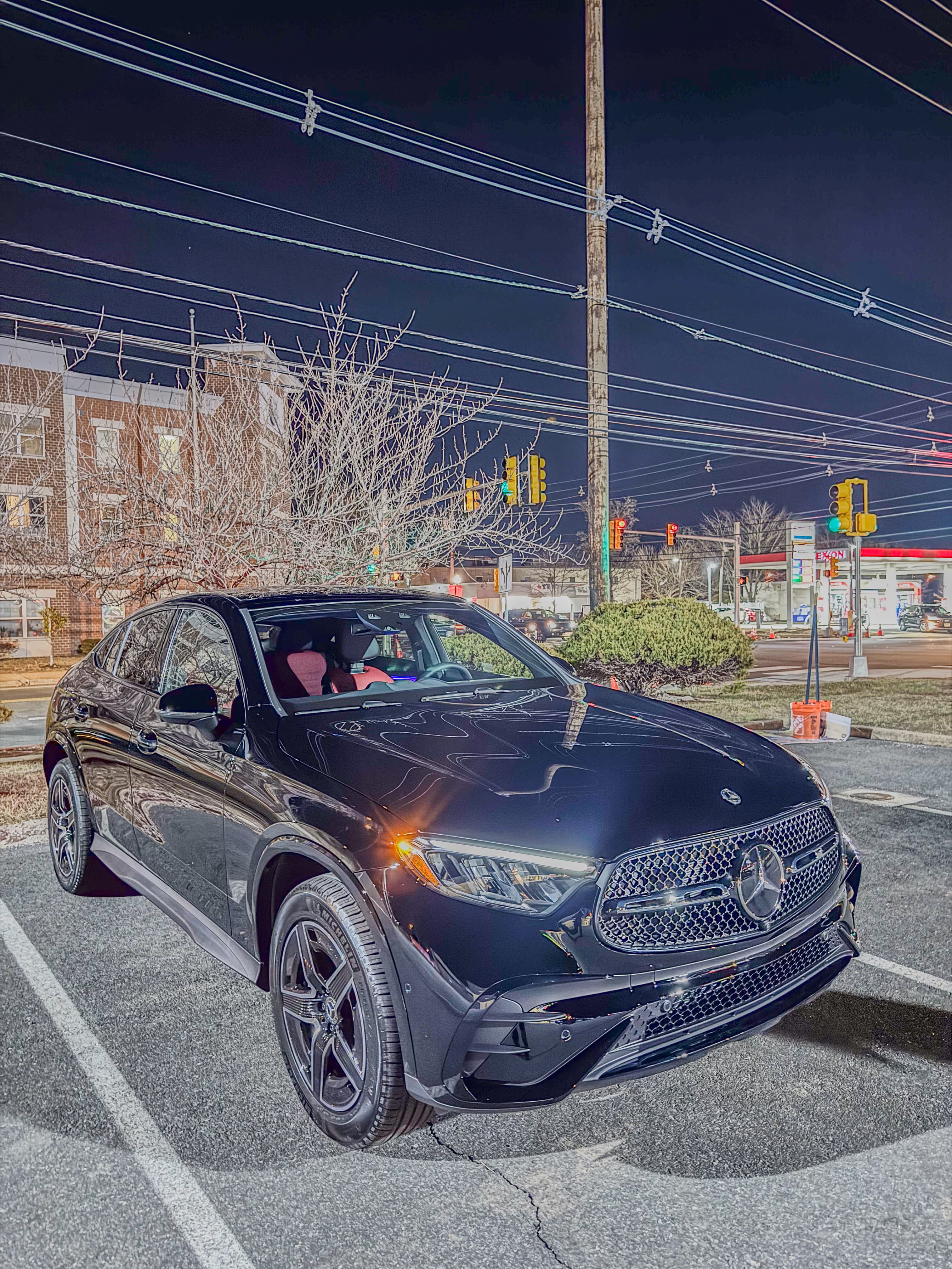 Mercedes-Benz GLC 300 4MATIC - View 1