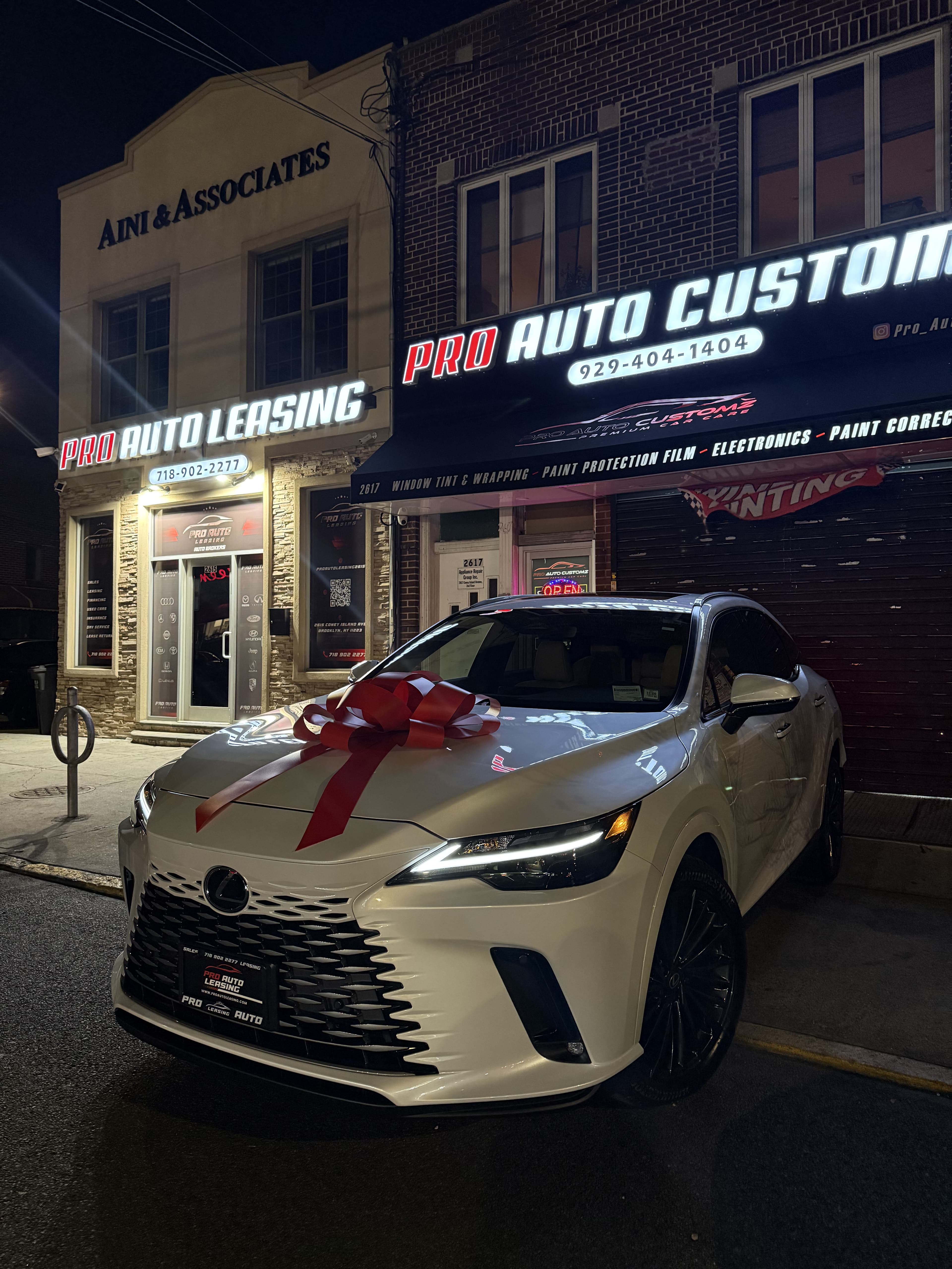 Lexus RX 350 F Sport - View 1